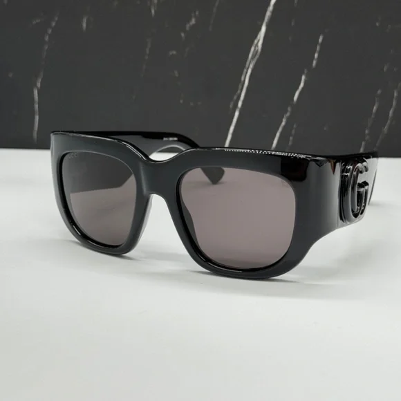 Gucci | Accessories | New Gucci Gg545s 01 Black Women  display picture 2